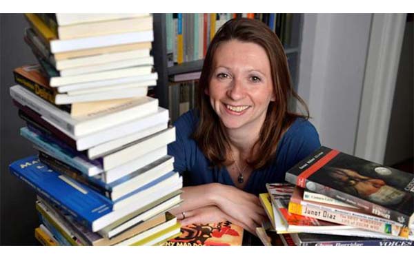 đọc sách từ mọi quốc gia