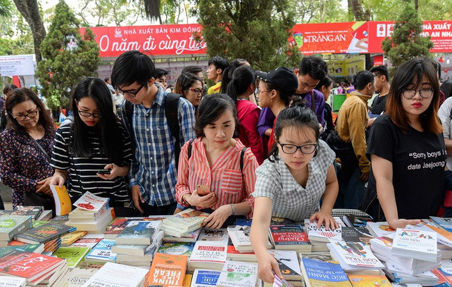 2018 xuất bản sách vượt trội 2017